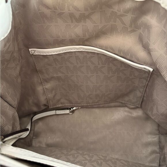 Michael Kors Dottie Color Block Bucket Bag - Picture 13 of 14